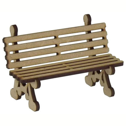 Banco de Jardim Miniatura Ripado 8,5x3,5cm em MDF