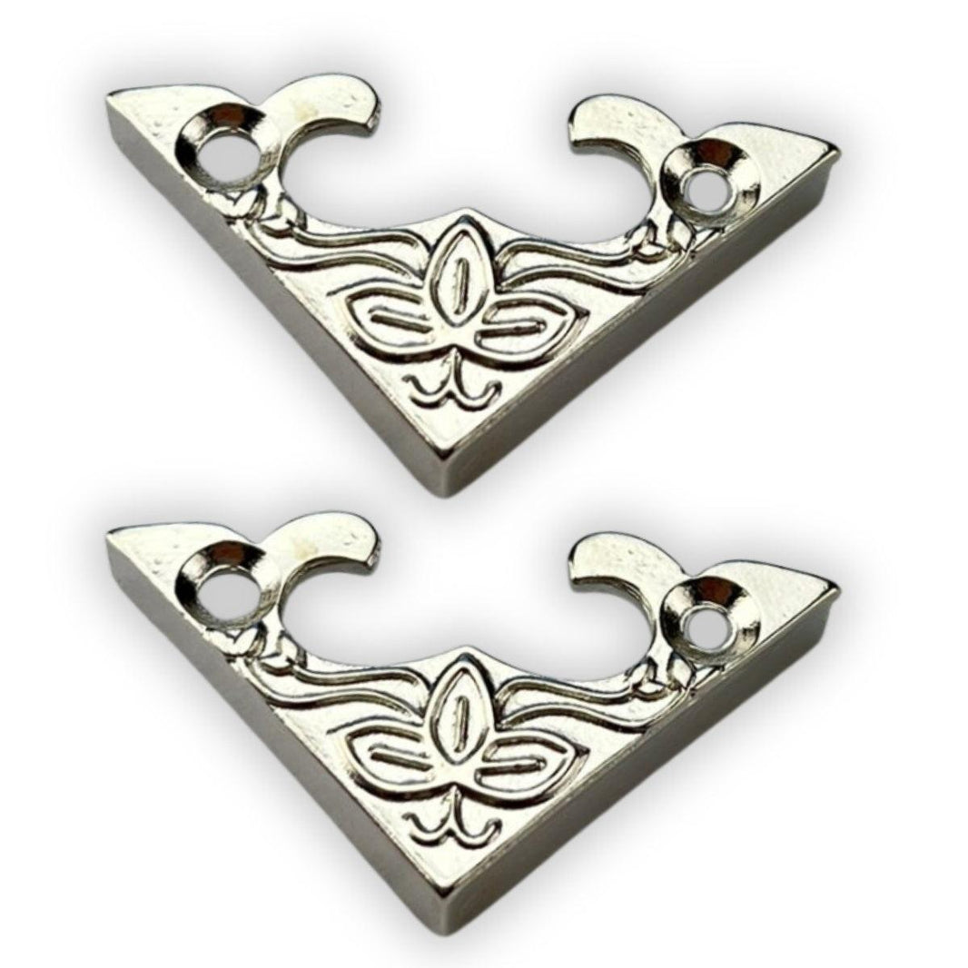 Cantoneira Flor em Metal Niquel M 2,8x2,8cm Kit com 2 peças - Palácio da Arte