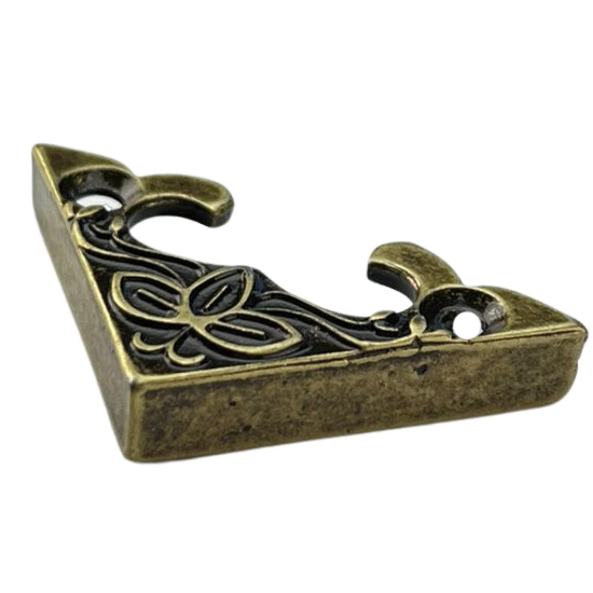 Cantoneira Flor em Metal Ouro Velho M 2,8x2,8cm Kit com 2 peças - Palácio da Arte