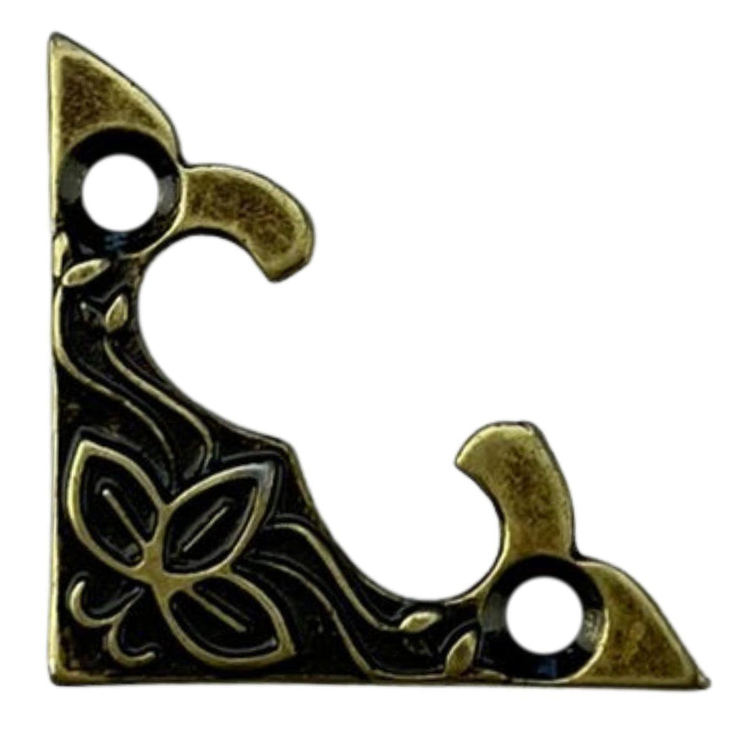 Cantoneira Flor em Metal Ouro Velho M 2,8x2,8cm Kit com 2 peças - Palácio da Arte
