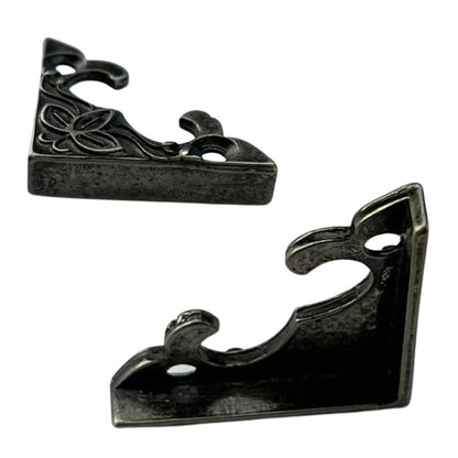 Cantoneira Flor em Metal Prata Velho M 2,8x2,8cm Kit com 2 peças - Palácio da Arte