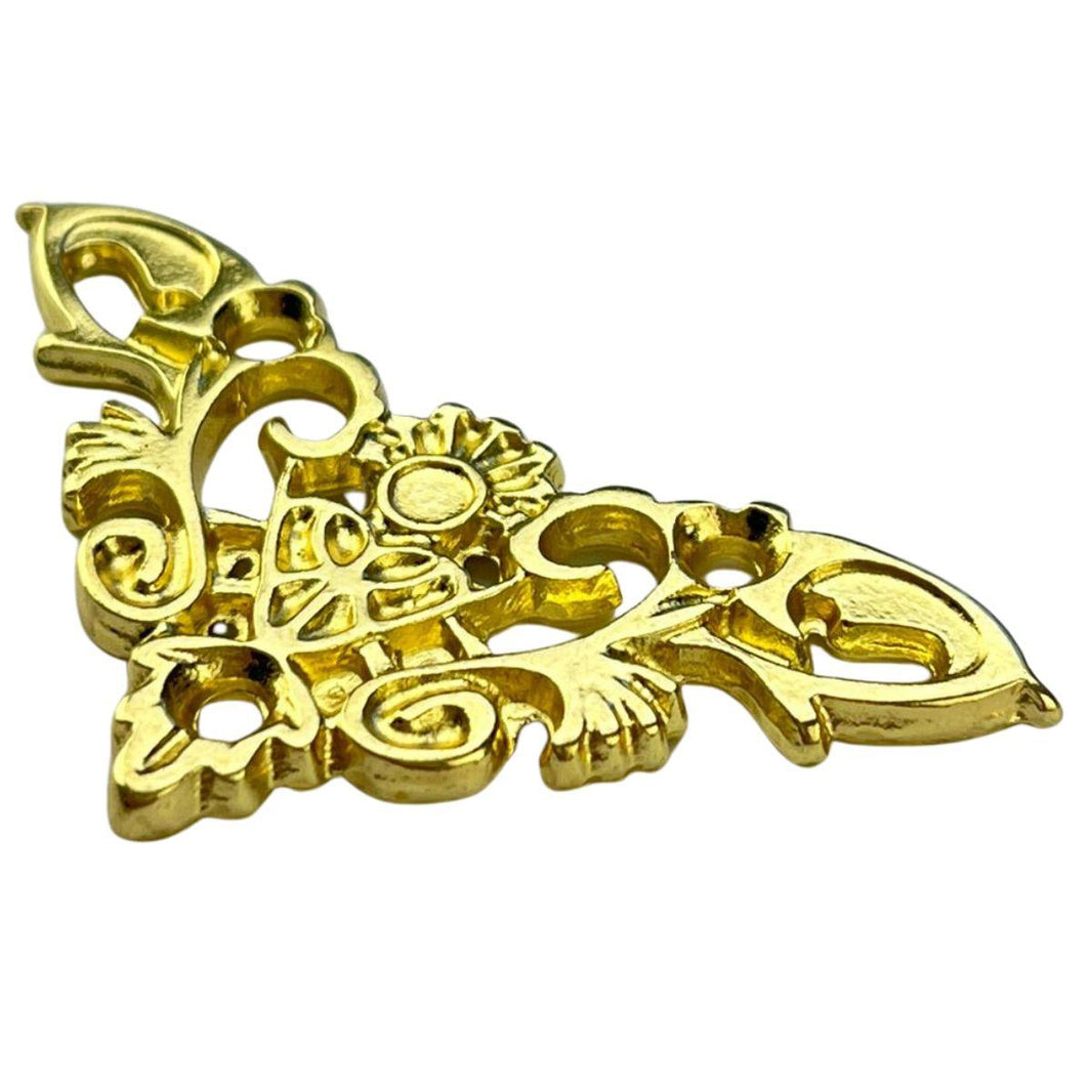 Cantoneira New Floral em Metal Dourado 3,4x3,4cm Kit com 2 peças - Palácio da Arte