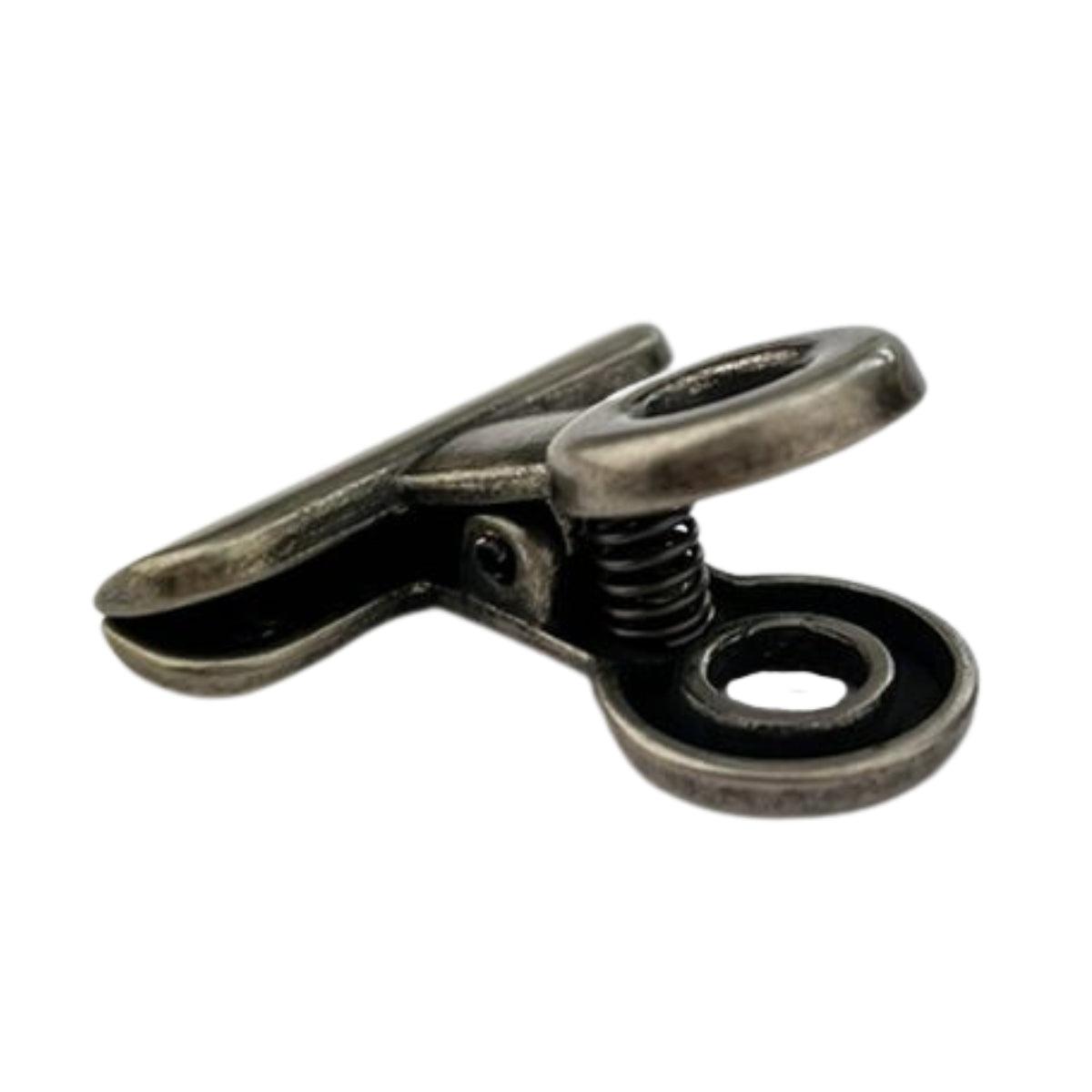 Fixador Presilha em Metal Prata Velha 3x3cm Kit com 2 peças - Palácio da Arte