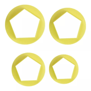 Jogo Cortadores Blue Star Pentágonos com 4 unidades de Pasta Americana e Biscuit e Confeitaria - Palácio da Arte