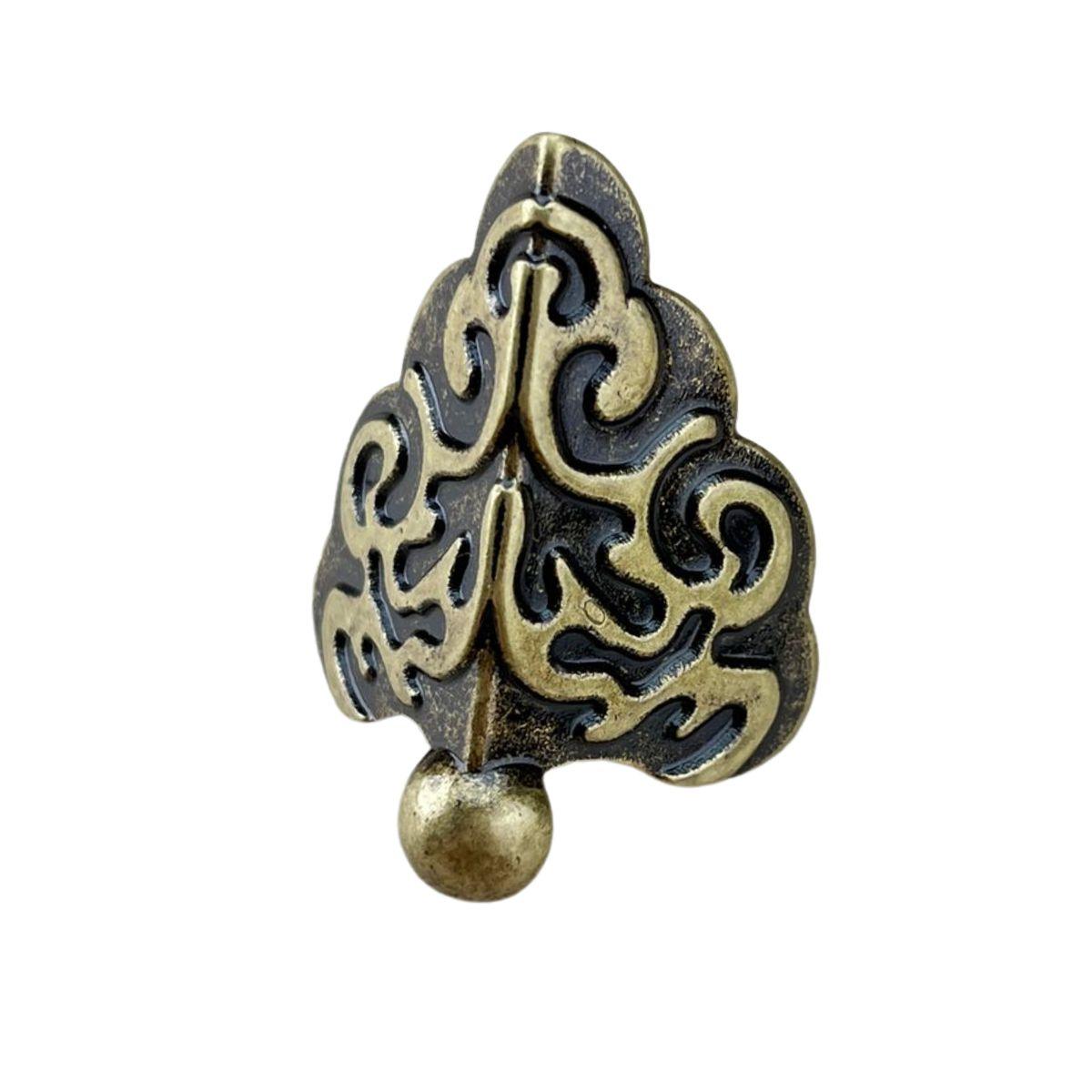 Pezinho Cantoneira Romano em Metal Ouro Velho P 2,8x2,2cm Kit com 4 peças - Palácio da Arte