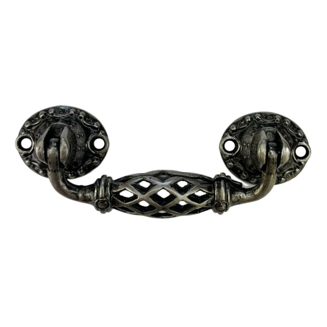 Puxador Alça Trançado em Metal Prata Velho 7,5x2cm Kit com 2 peças - Palácio da Arte