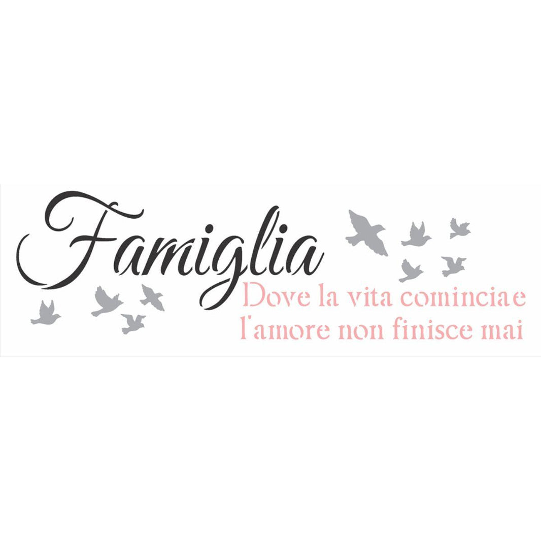 Stencil OPA 10x30 3194 Frase Famiglia - Palácio da Arte