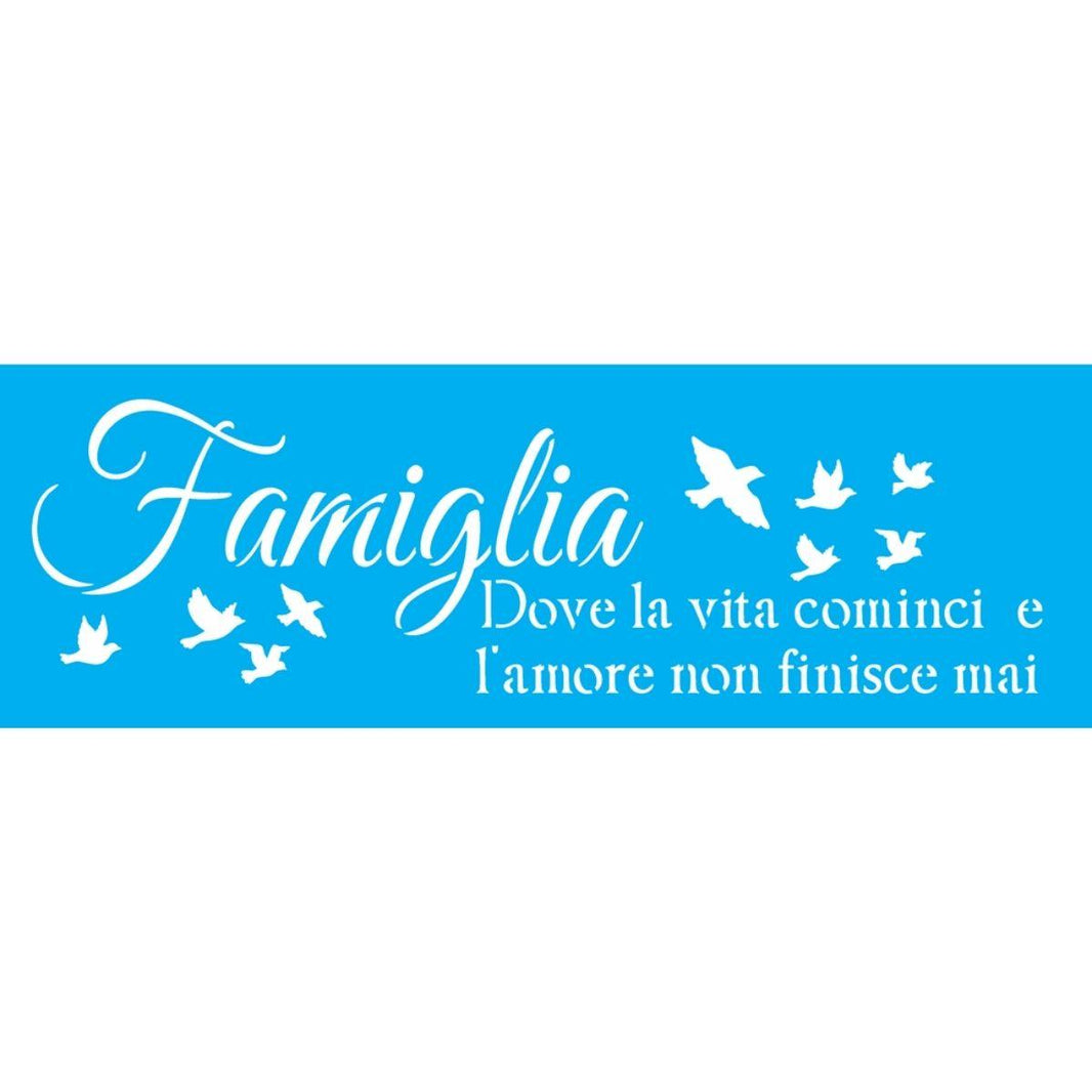 Stencil OPA 10x30 3194 Frase Famiglia - Palácio da Arte
