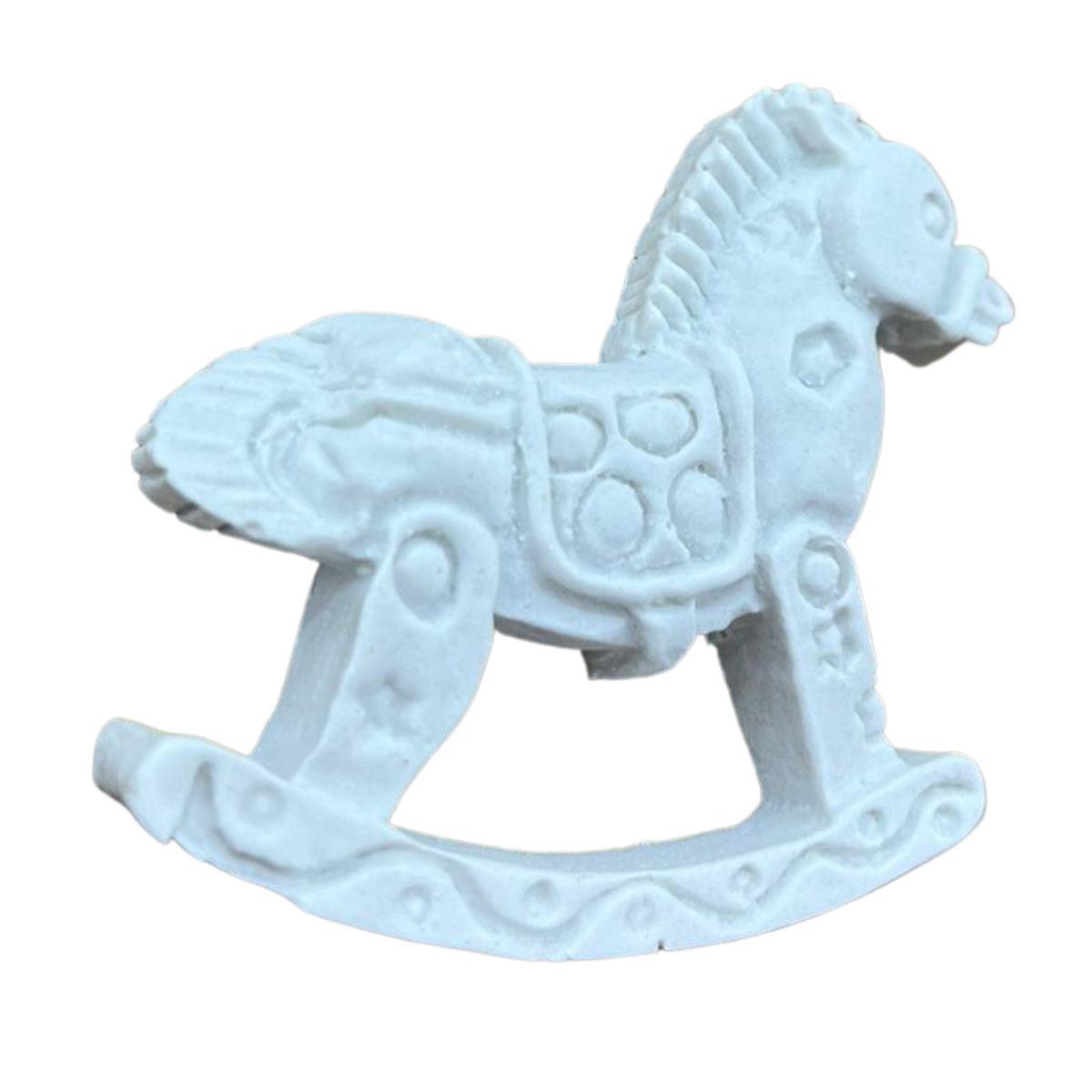 Aplique Cavalo de Balanço Estrela 6,5x5,5cm Resina - Palácio da Arte