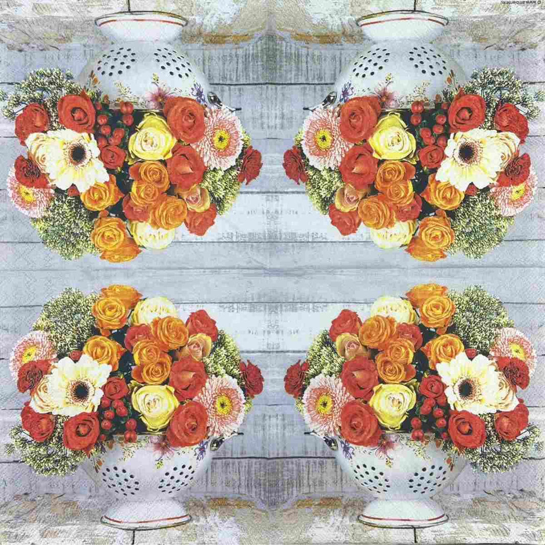 Guardanapo Decoupage Flowers In Strainer 13317750 Ambiente com 2 peças - Palácio da Arte