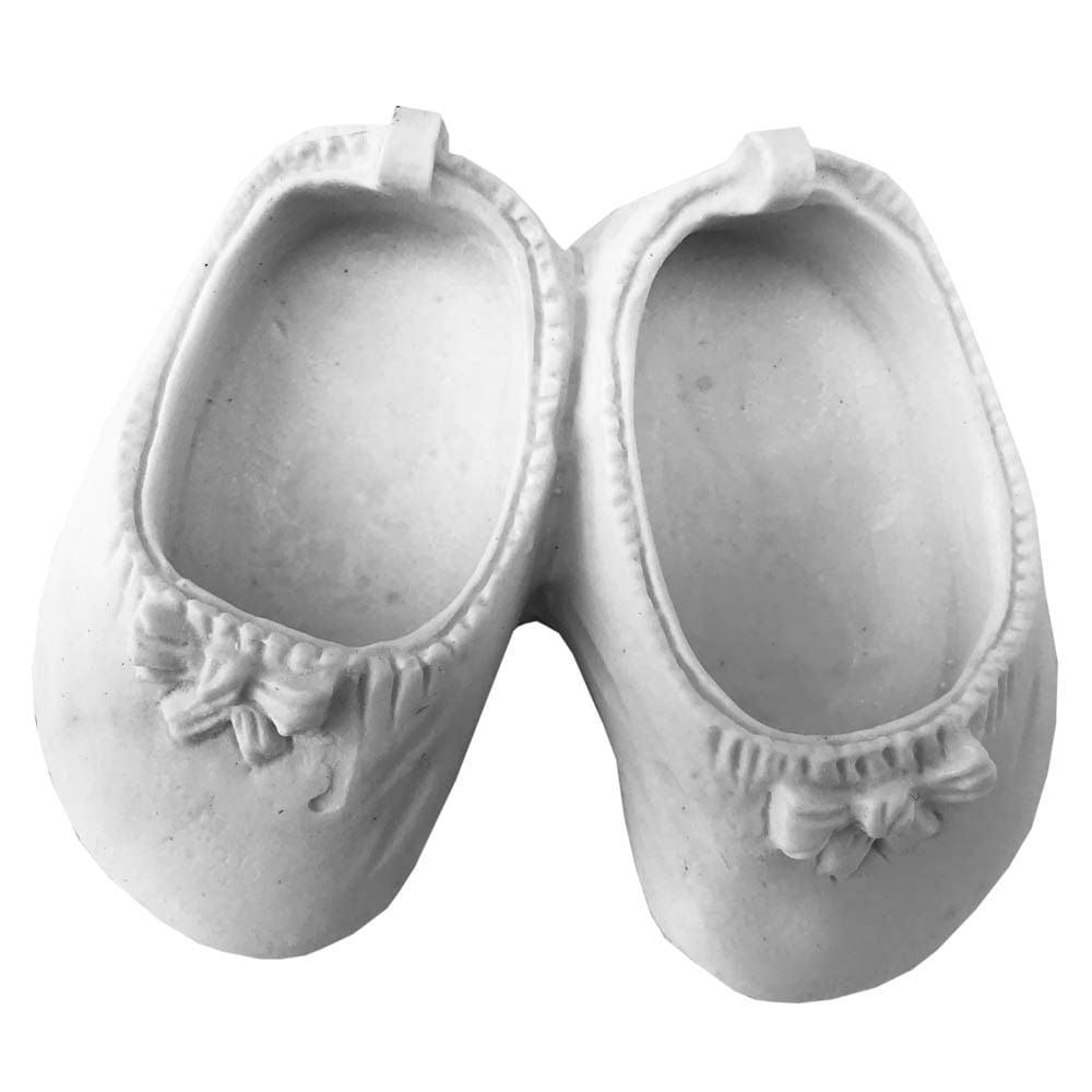 Par de Sapatos de Bebê com Laço 8,5x7x3cm Resina - Palácio da Arte