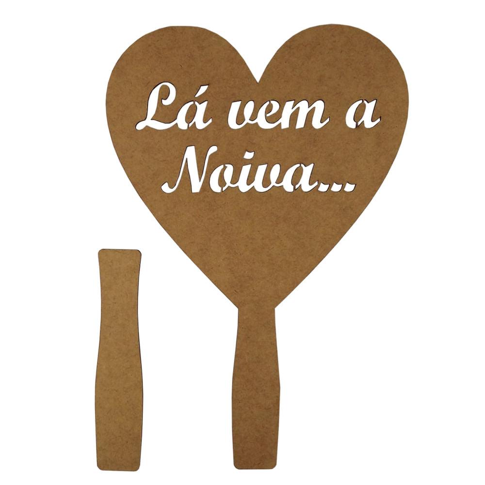 Placa Decorativa Lá vem a Noiva 30x20cm em MDF - Palácio da Arte